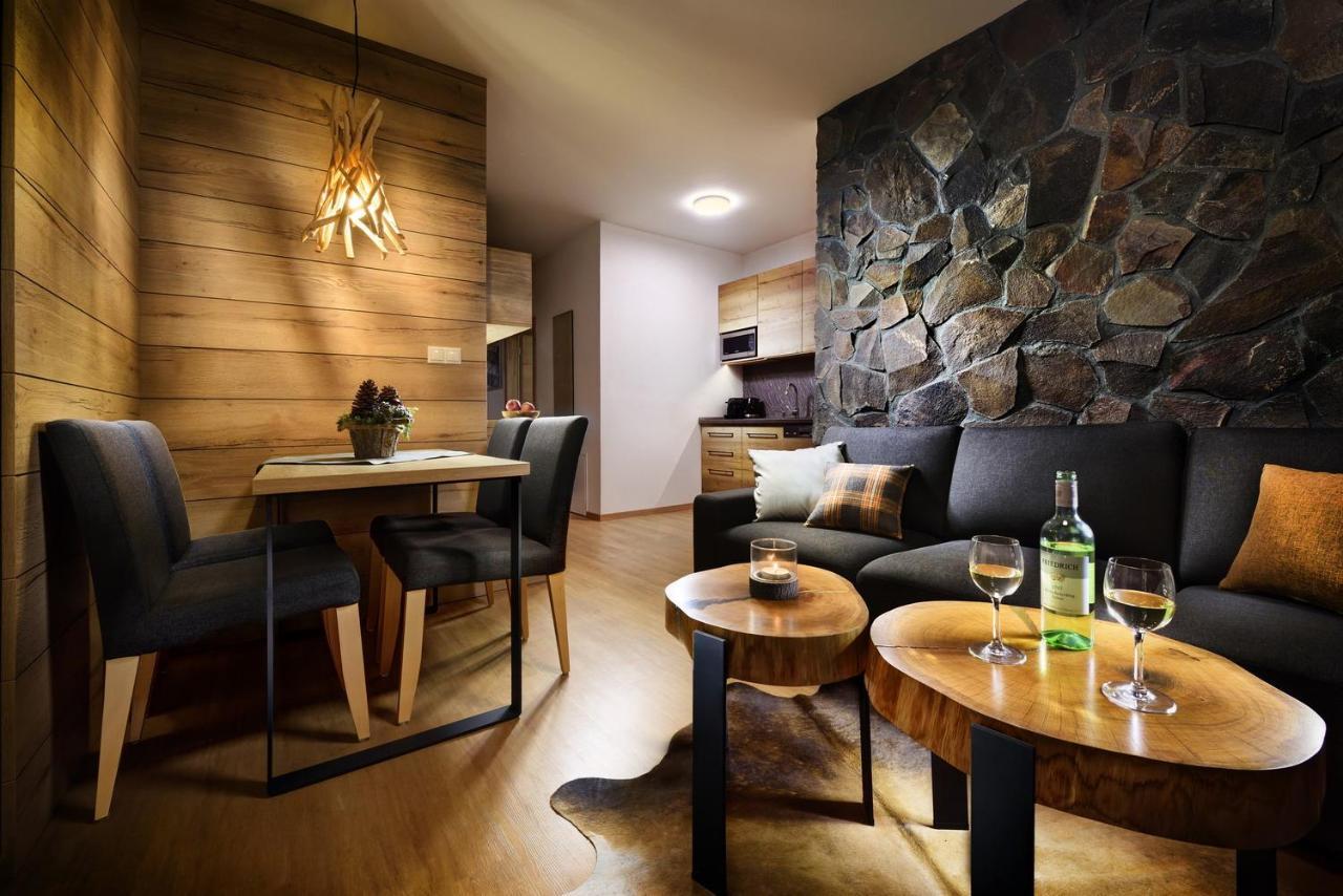 Chalets Mineralia Демяновская долина Экстерьер фото
